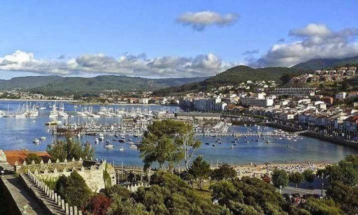Appartamento centro de vigo con parking gratis Esterno foto